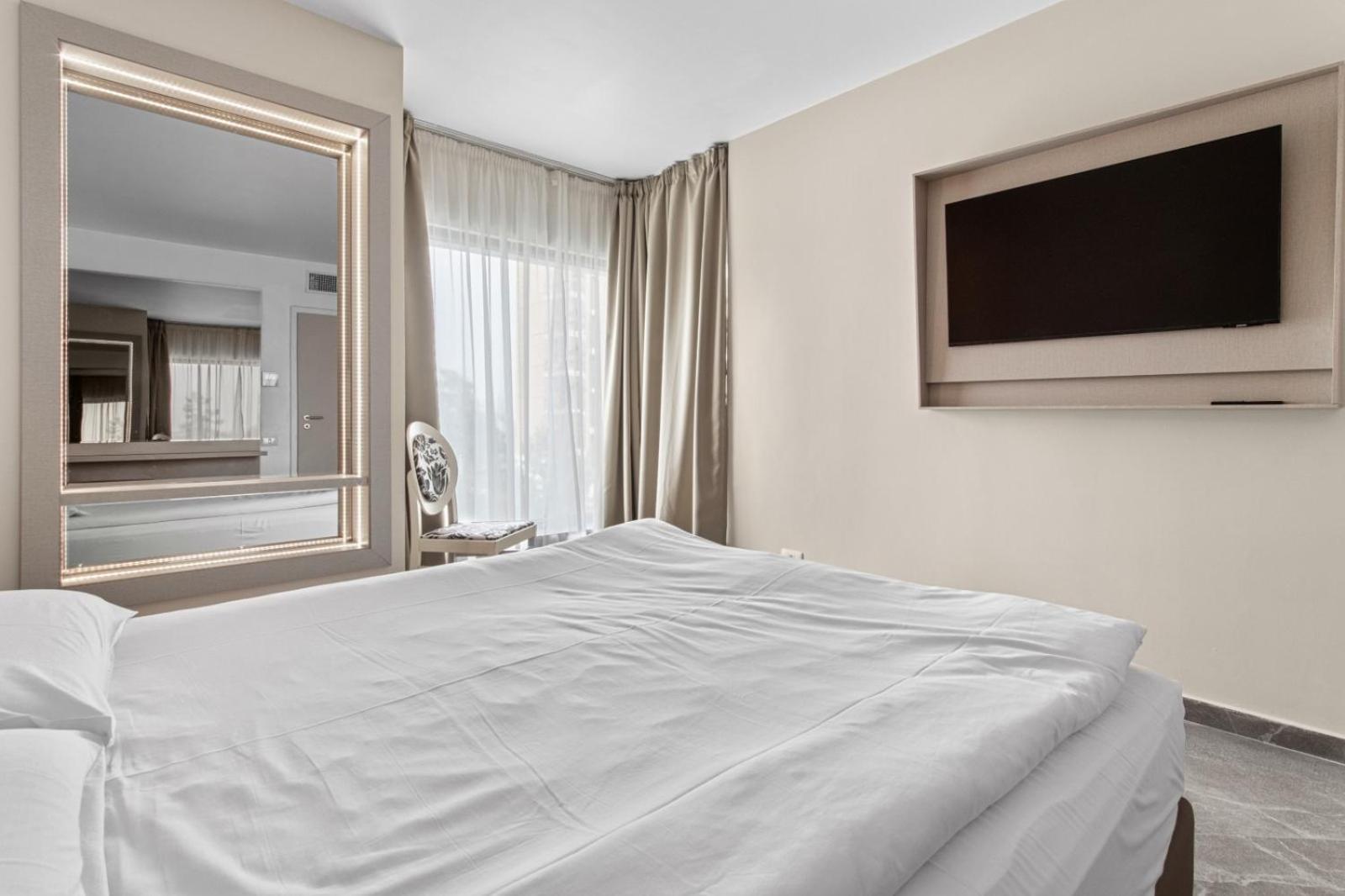Hotel Atena*** Saturn Exterior photo